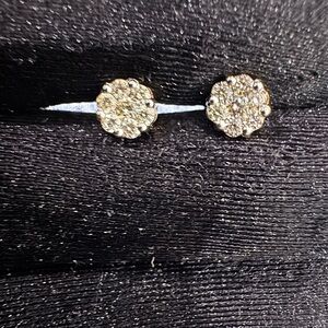 14k diamond studs